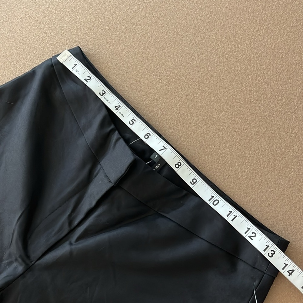 NIC + ZOE NWOT Bermuda Black Shorts- Size 2 - Picture 8 of 11